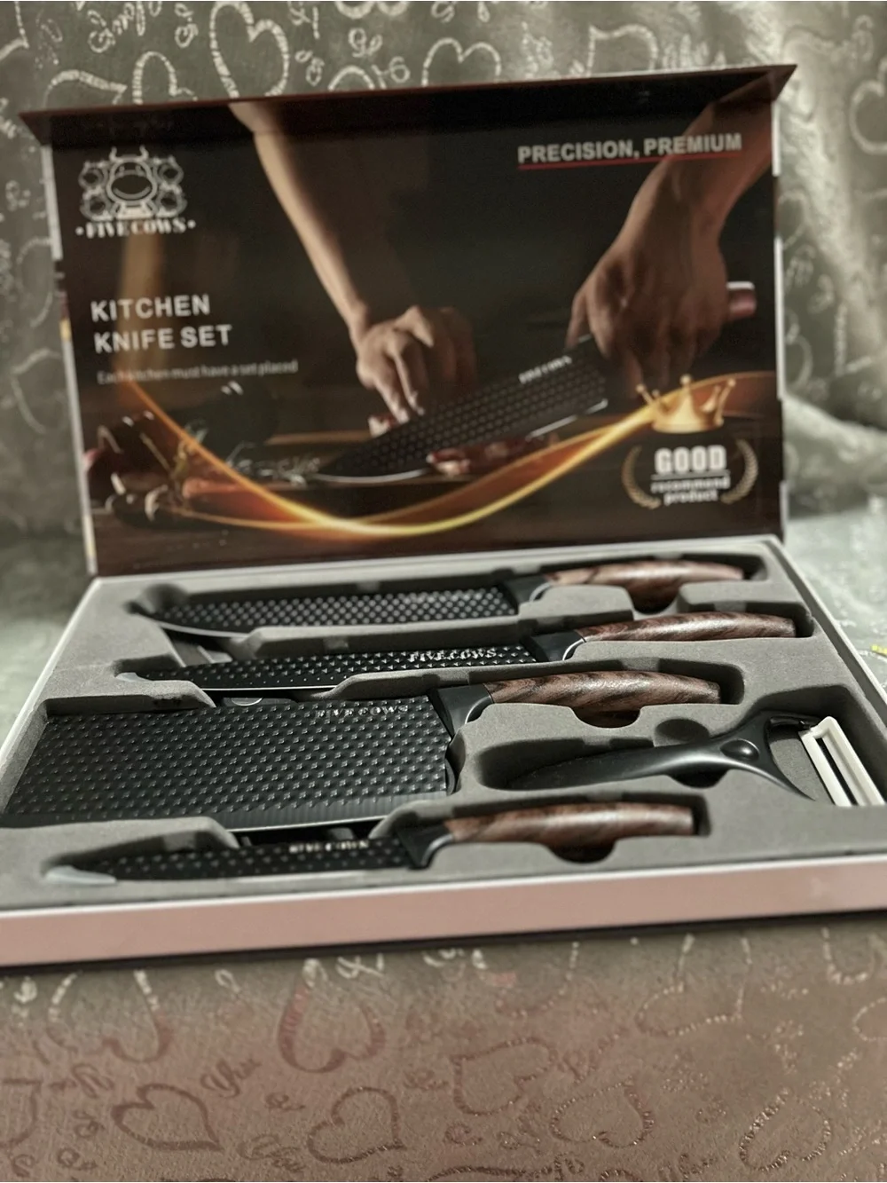 NWT Five Cows 6 Piece Knife Set – Black Blades with Wood-Grain Handles